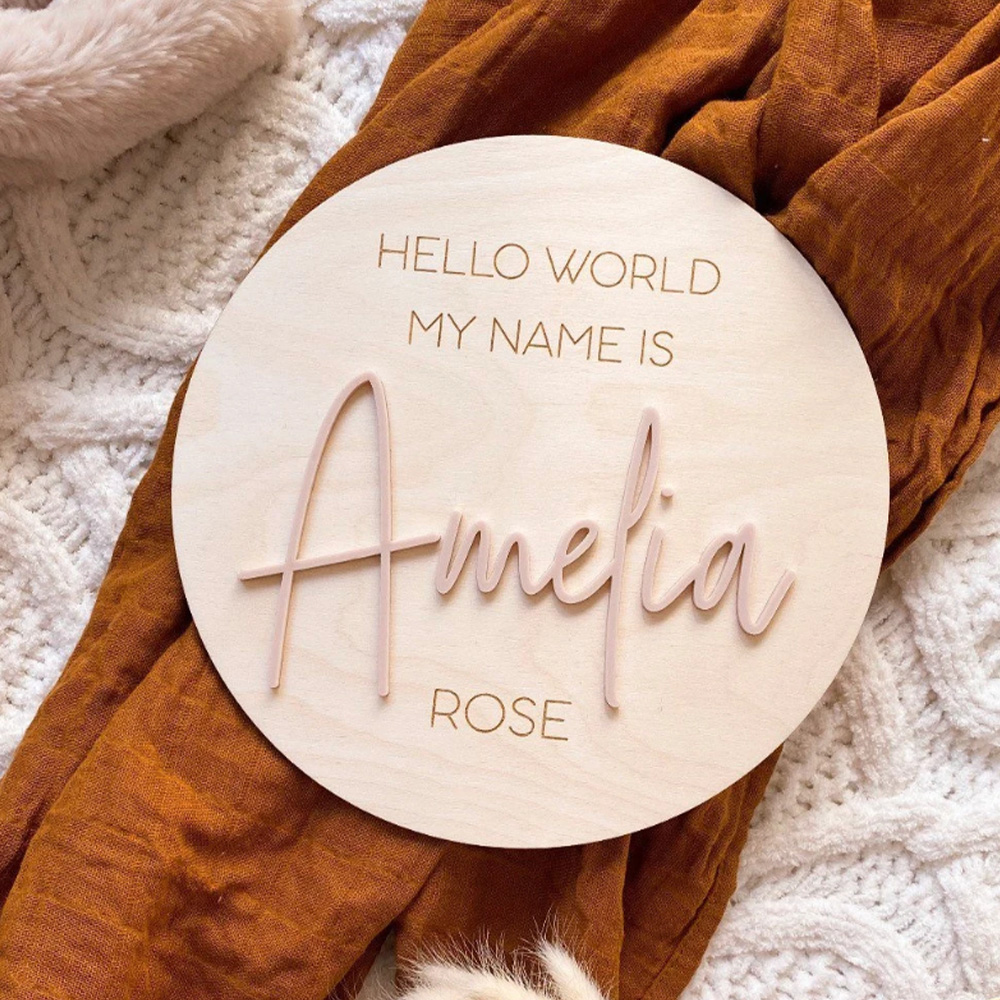 Baby Nursery Name Sign - パーソナライズ木製ハローワールドネームプレート - 新生児お知らせサイン - 出産お知らせ用ネームプレート