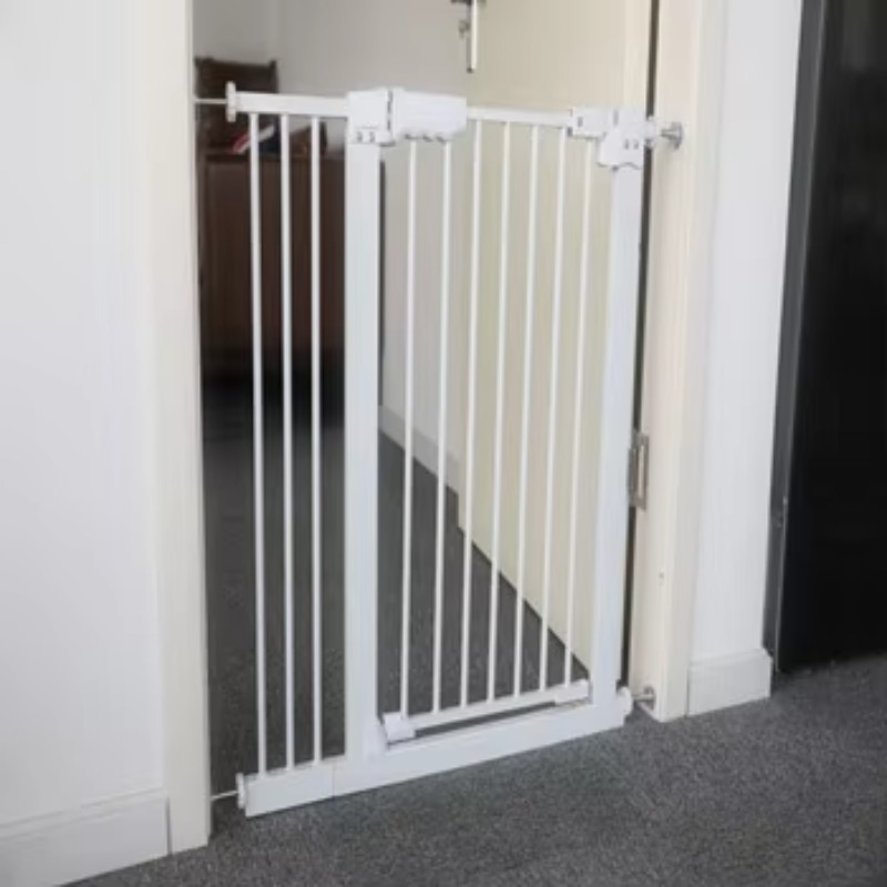 特大安全ゲート ペット・ベビー用ドア - Baby Gate Extra Wide のレビューと価格
