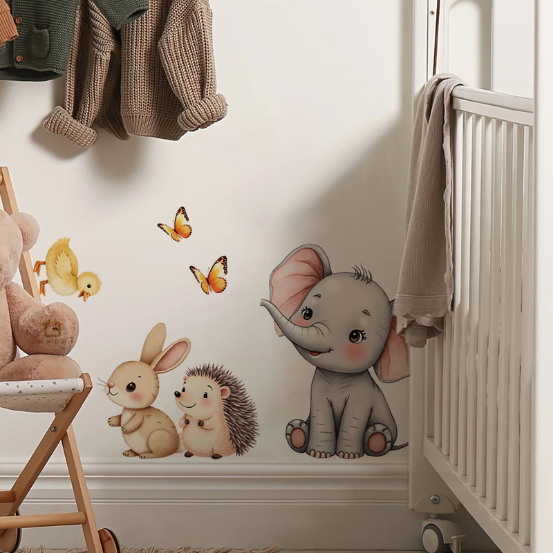 漫画の動物の壁ステッカー - 象バニーハリネズミ保育園デカー - Baby Nursery Wall Decals のレビューと価格